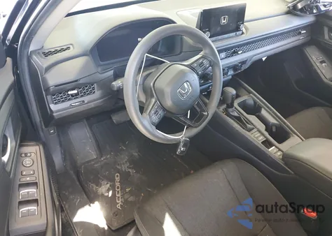 2024 Honda Accord Ex z USA, uszkodzony, nr VIN 1HGCY1F39RA006465